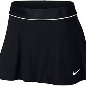 Never worn black Nike Dri-Fit Tennis Skort